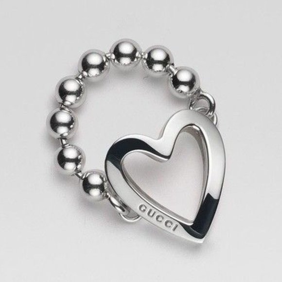 🥳💕 HOST PICK 💕🥳 Gucci Toggle Logo Heart ❤️💕❤️ Ring in Sterling Silver - Picture 1 of 9